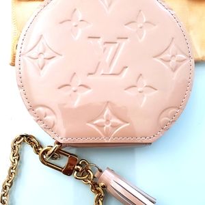 Louis Vuitton authentic rare limited  wallet/coin purse. Varnished calf leather.